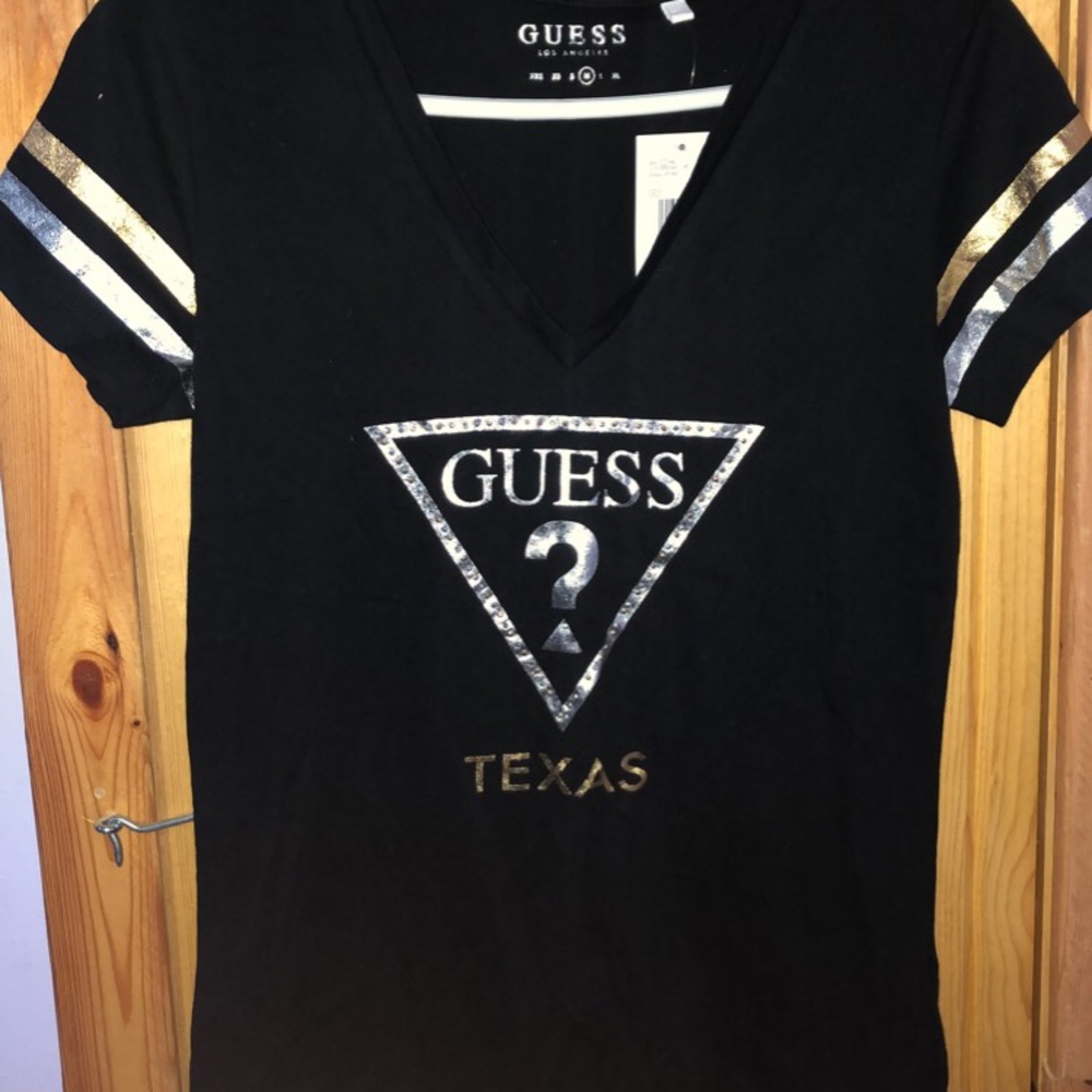 Guess V neck